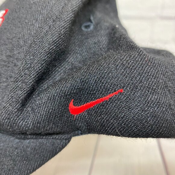 Vintage Nike Team Hat Wool Cap Detroit Red Wings Black Embroidered NHL Hockey - Picture 7 of 11